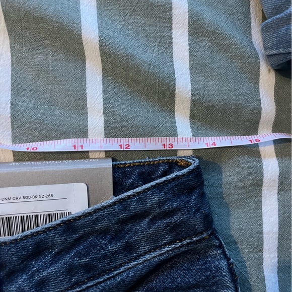 NWT Everlane “Curvy 90s Cheeky Straight” Jean - Picture 7 of 8